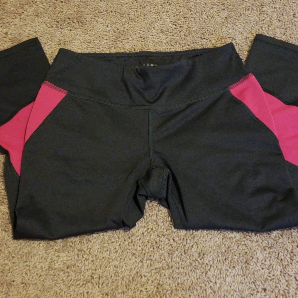 Reebok Capri Yoga Pants